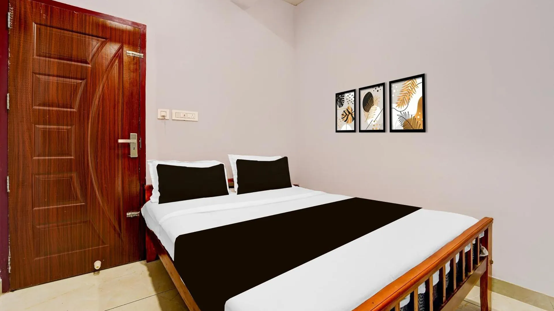 Hotel Collection O Pukkattupady Aluva East Kochi 3*,  Indie