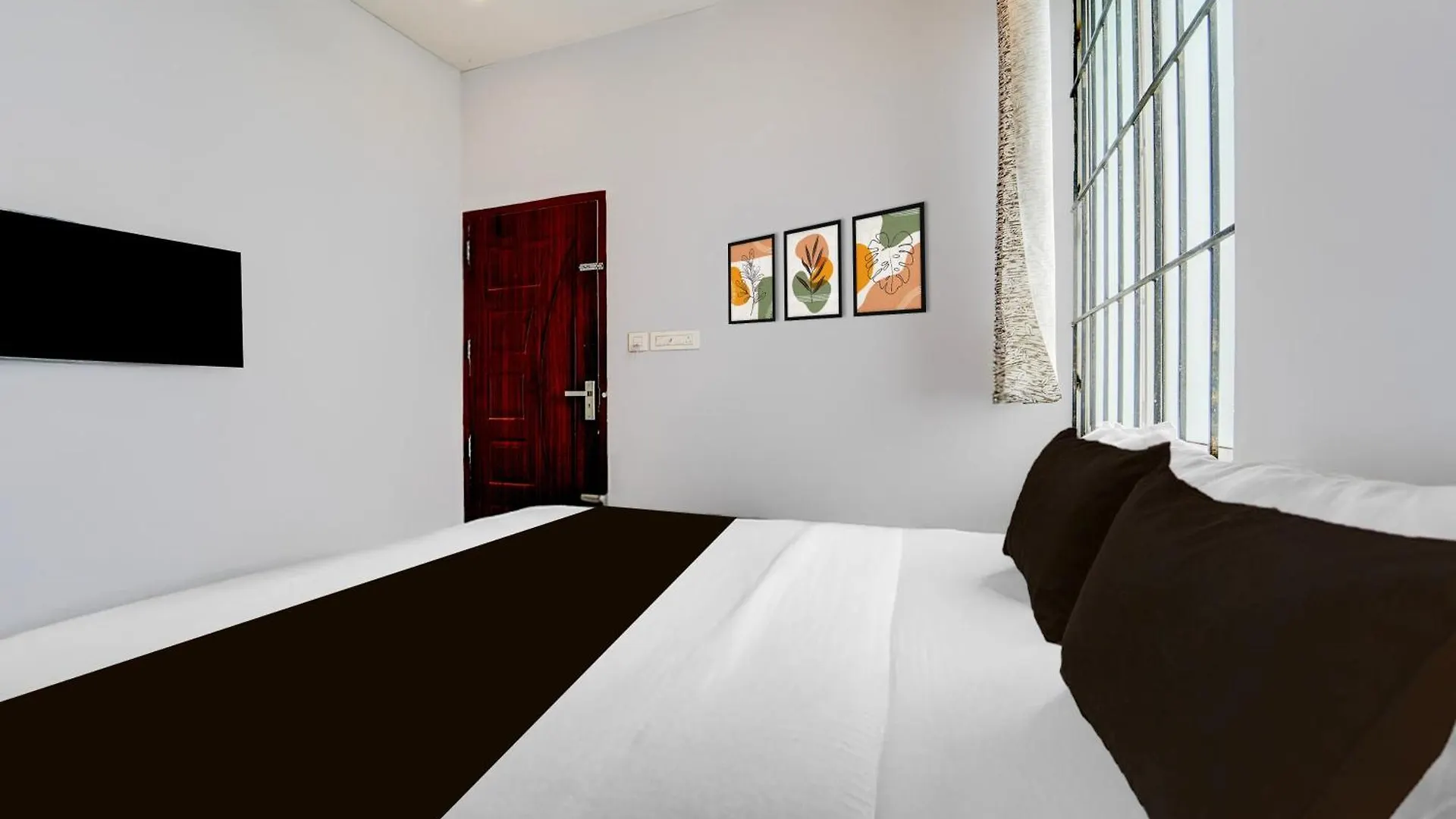 Hotel Collection O Pukkattupady Aluva East Kochi