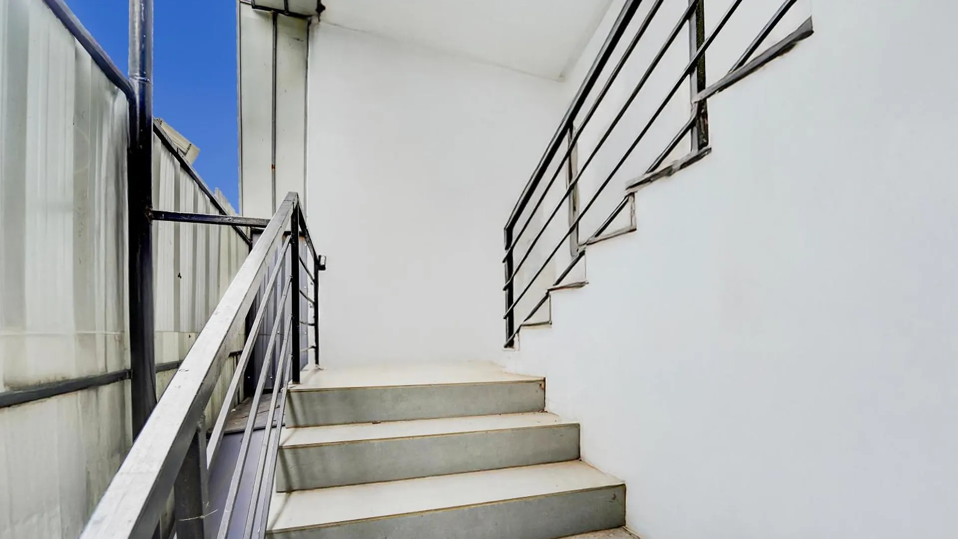 ***  Hotel Collection O Pukkattupady Aluva East Kochi Indie