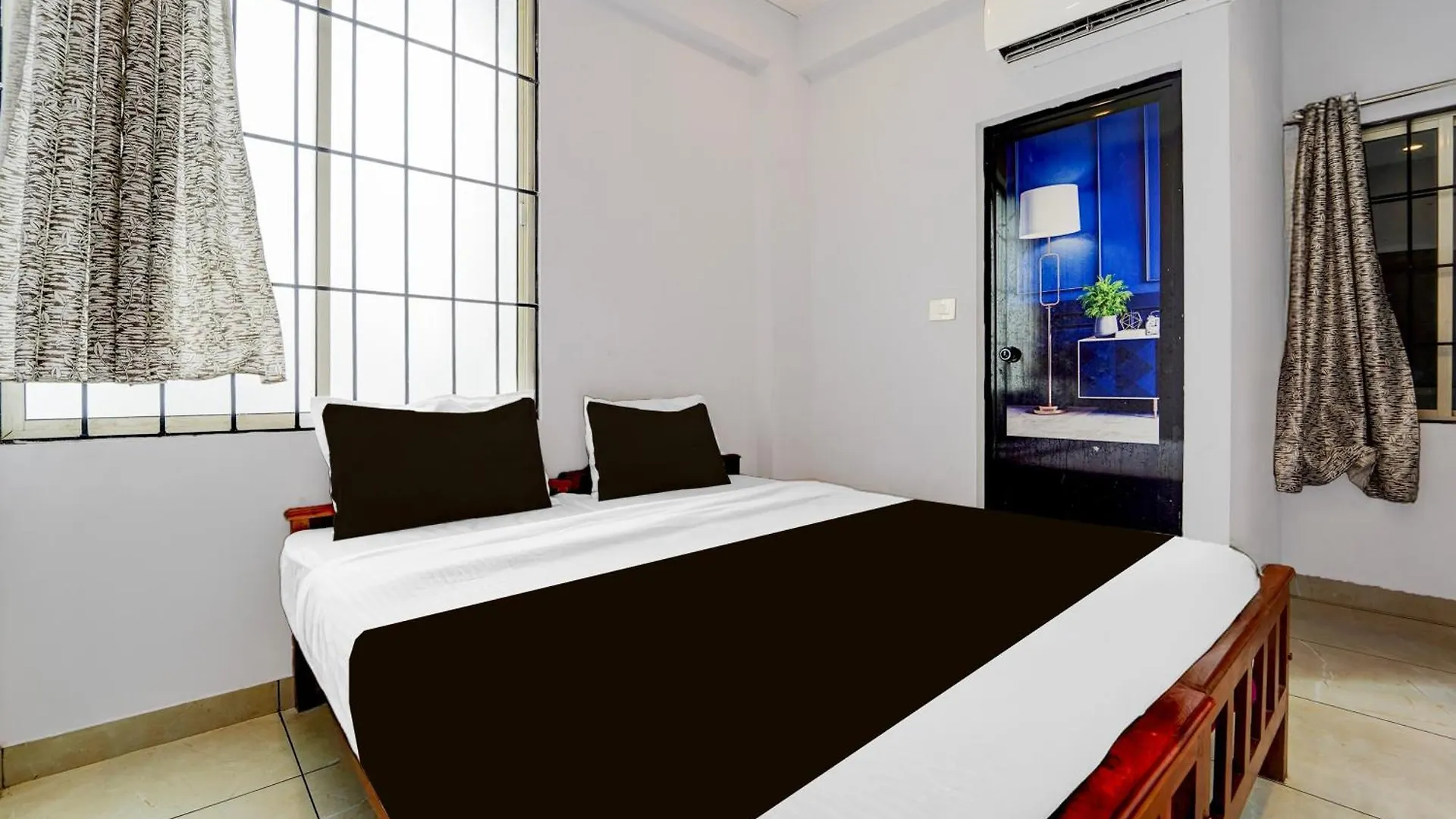 Hotel Collection O Pukkattupady Aluva East Kochi