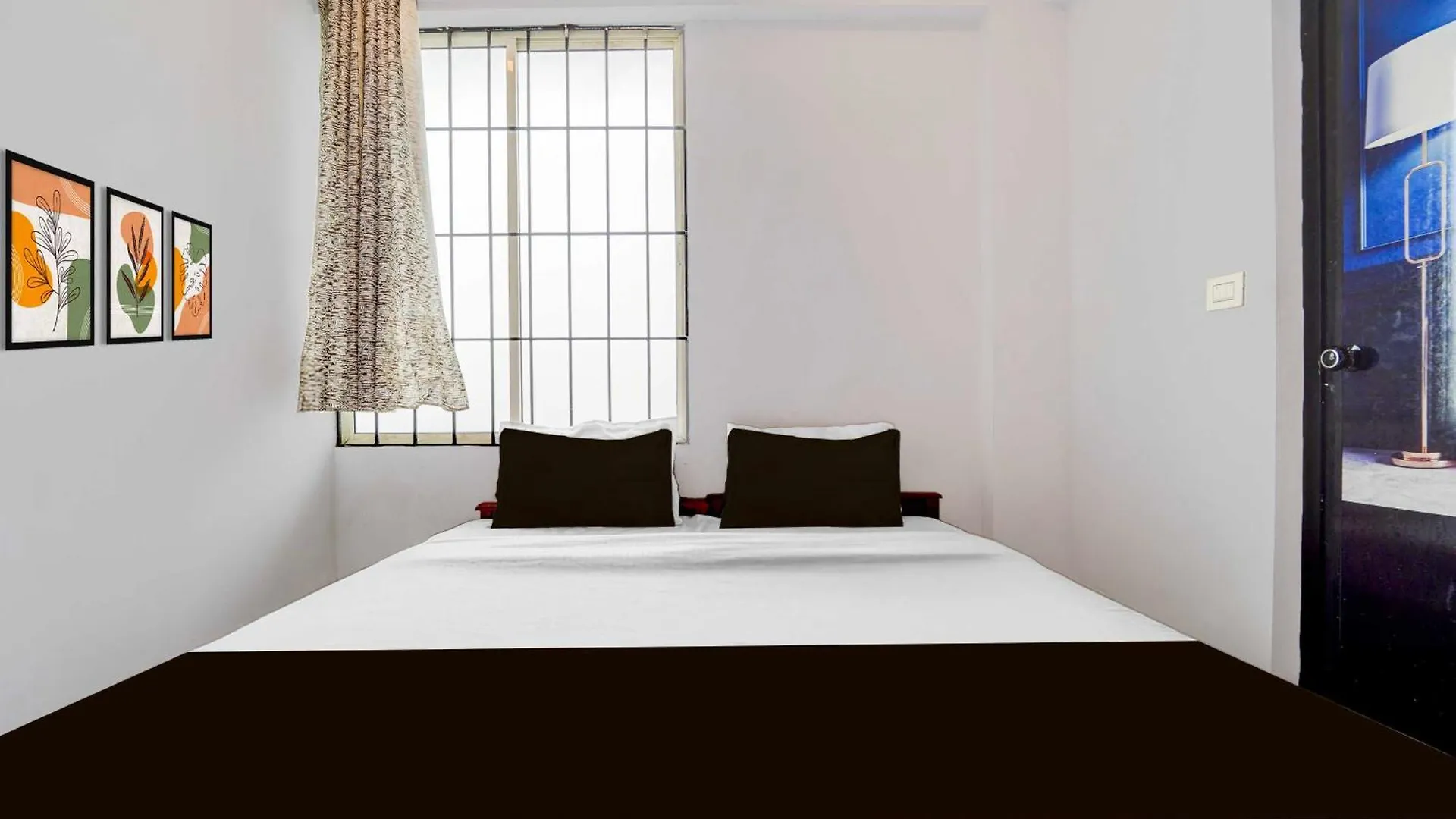 Hotel Collection O Pukkattupady Aluva East Kochi Indie