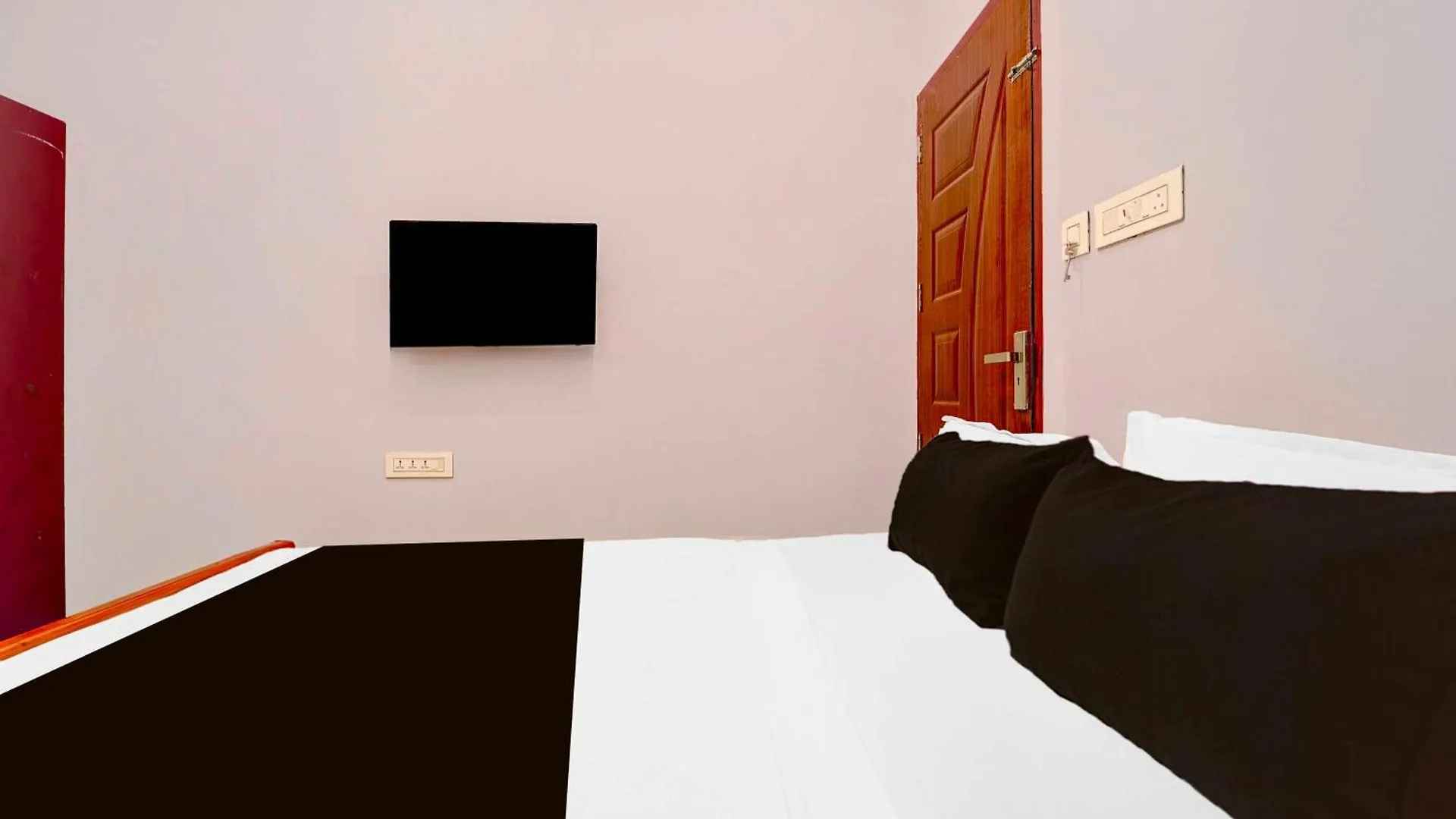 Hotel Collection O Pukkattupady Aluva East Kochi 3*,  Indie