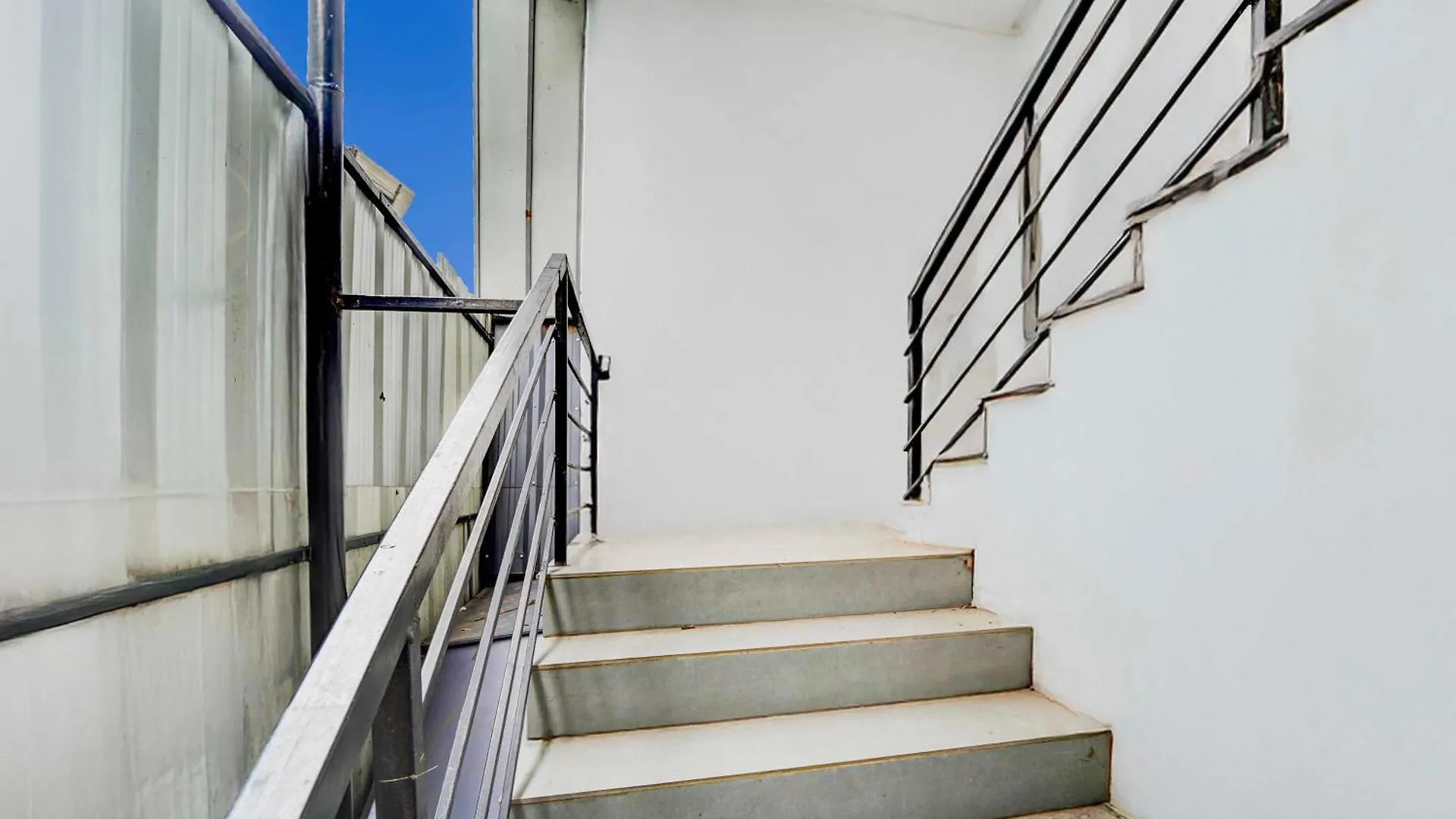 ***  Hotel Collection O Pukkattupady Aluva East Kochi Indie