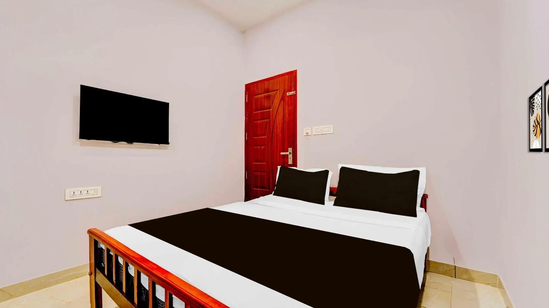 Hotel Collection O Pukkattupady Aluva East Kochi